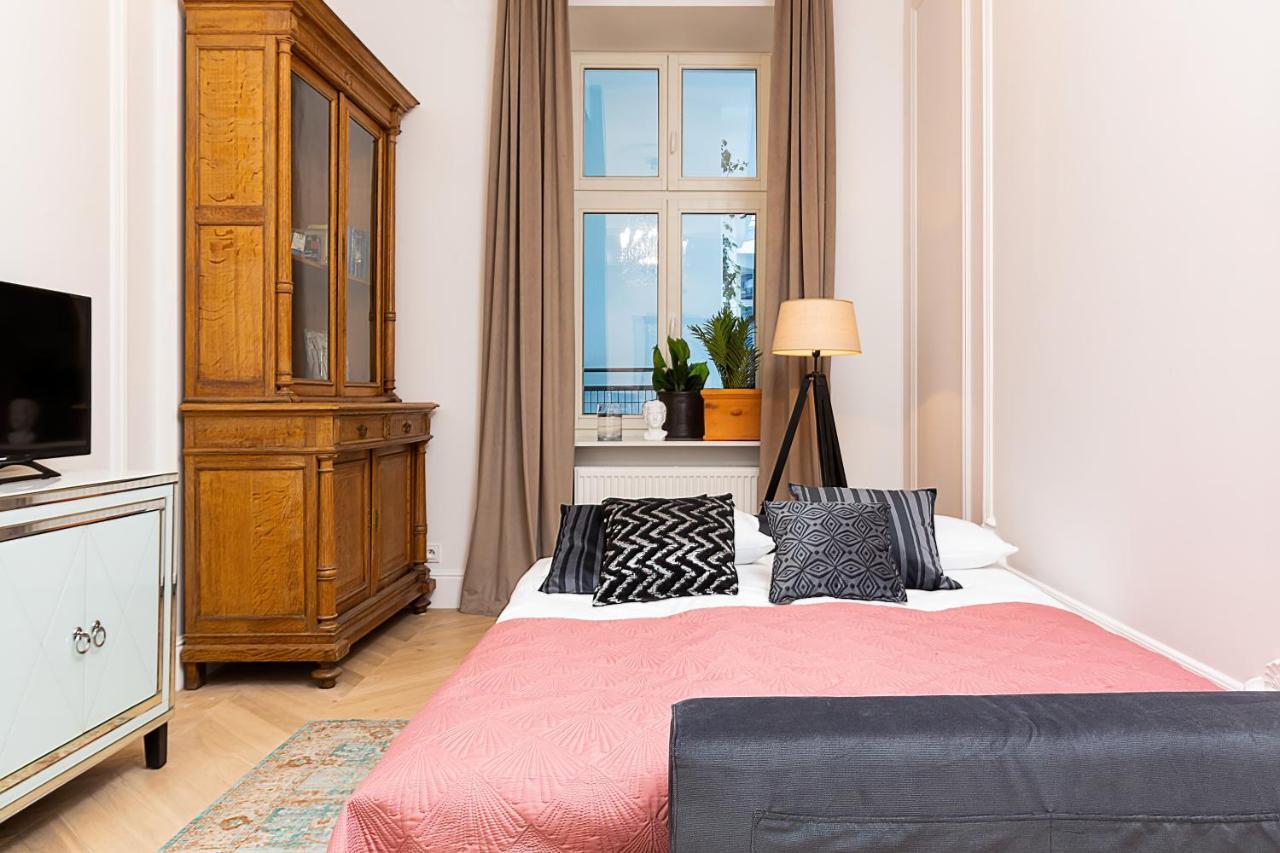 Lux Studio Kamienica Noakowskiego 16 By Noclegi Renters Warsaw Luaran gambar